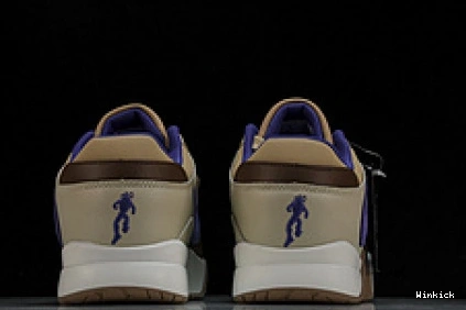 Travis Check The Scott FZ8117-900 x Jordan Cut 1122